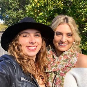 Meet your Posher, Becca